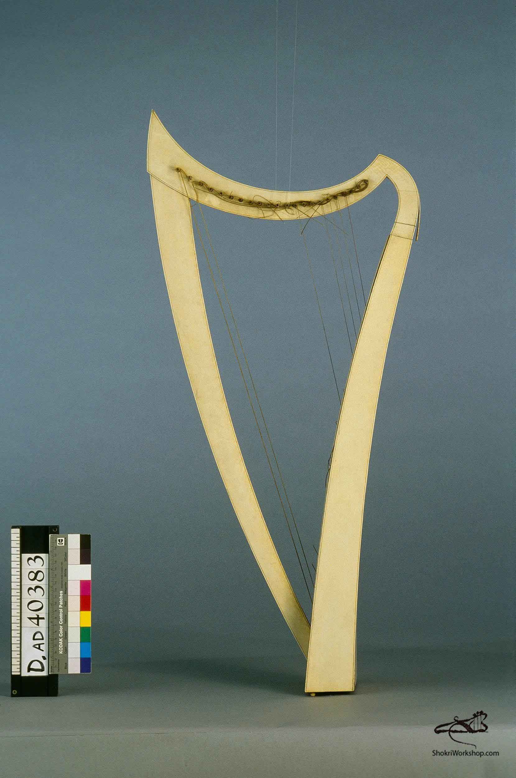 Reconstitution de harpe de barde